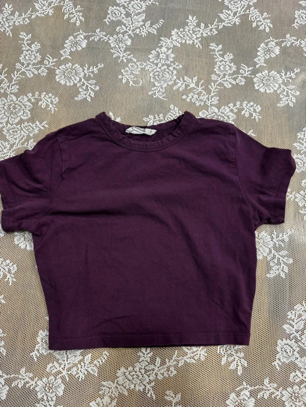 basic purple crop top
